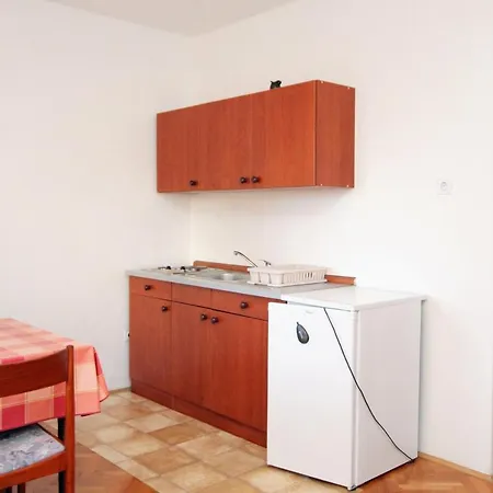 5587b * Novi Vinodolski